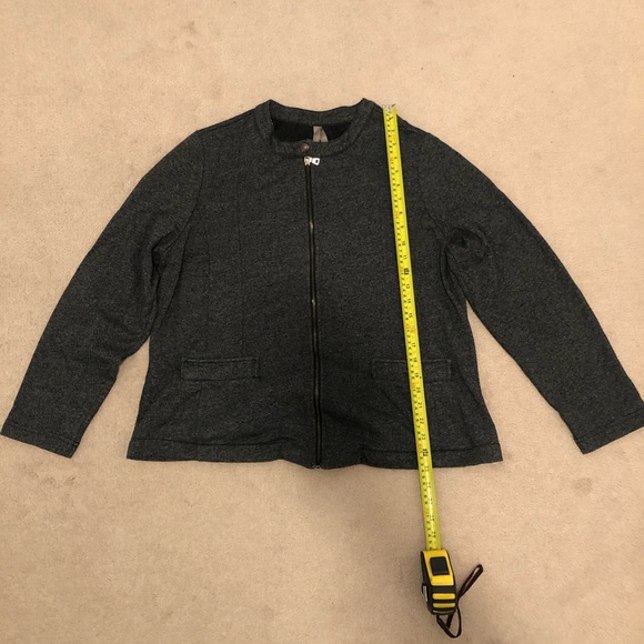 Brilliant - Picture 2 of 3